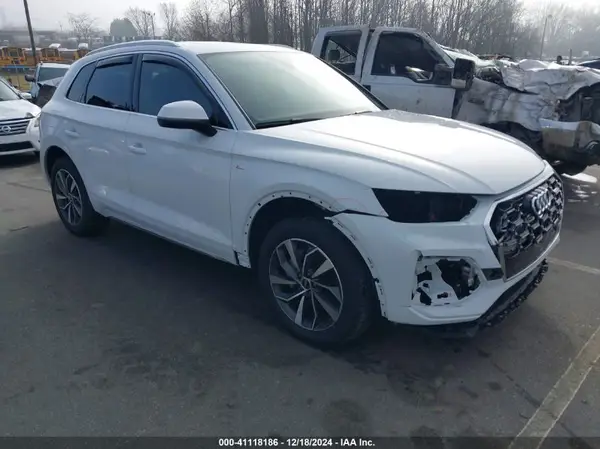 WA1GAAFY0R2070950 2024 AUDI Q5 - Image 1