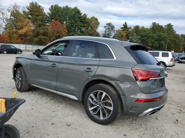 WA1GAAFY0R2089983 2024 AUDI Q5 - Image 2