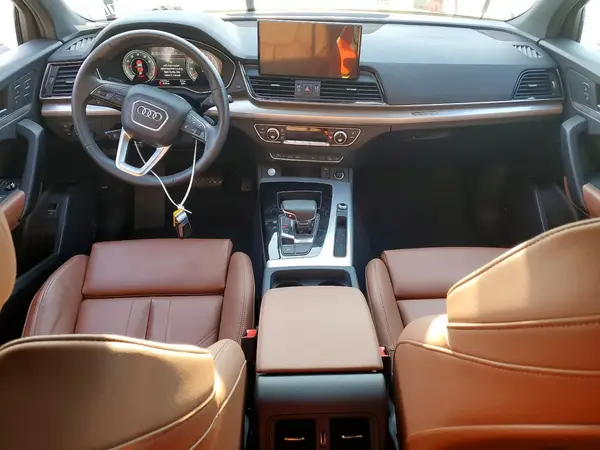 WA1GAAFY0S2035136 2025 AUDI Q5 - Image 8