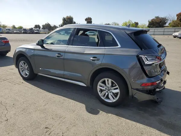 WA1GAAFY1N2059546 2022 AUDI Q5 - Image 2