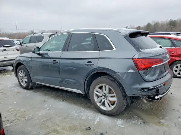 WA1GAAFY1N2076556 2022 AUDI Q5 - Image 2