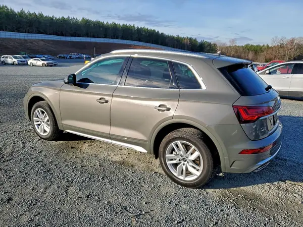 WA1GAAFY1P2060960 2023 AUDI Q5 - Image 2