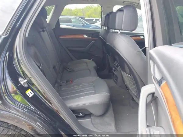 WA1GAAFY1P2110370 2023 AUDI Q5 - Image 8