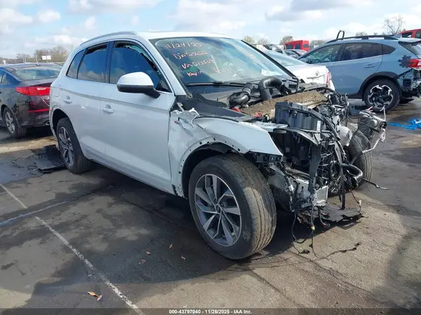 WA1GAAFY1P2131509 2023 AUDI Q5 - Image 1