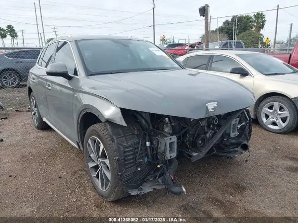 WA1GAAFY1R2000549 2024 AUDI Q5 - Image 1