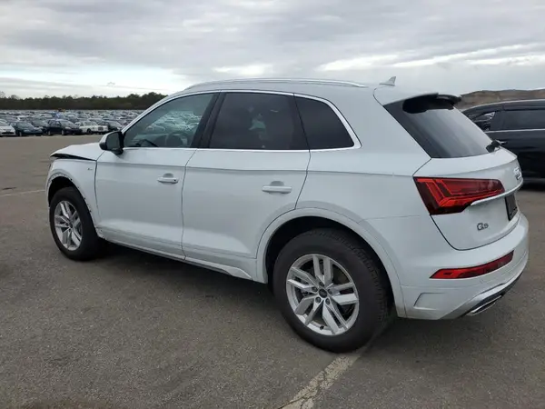 WA1GAAFY1R2044034 2024 AUDI Q5 - Image 2