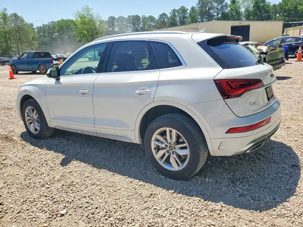 WA1GAAFY1R2046883 2024 AUDI Q5 - Image 2