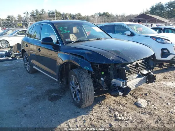WA1GAAFY1R2048813 2024 AUDI Q5 - Image 1