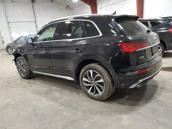 WA1GAAFY1R2050058 2024 AUDI Q5 - Image 2