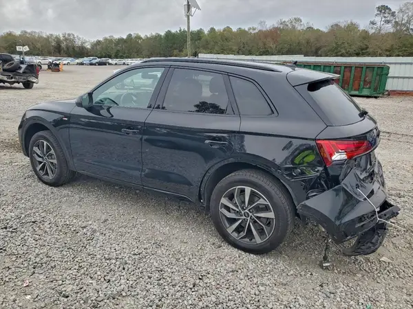 WA1GAAFY1R2107620 2024 AUDI Q5 - Image 2