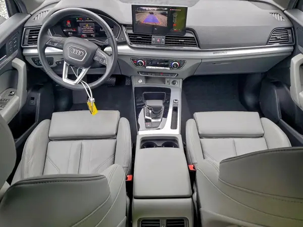 WA1GAAFY1R2107620 2024 AUDI Q5 - Image 8