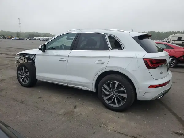 WA1GAAFY1R2142917 2024 AUDI Q5 - Image 2
