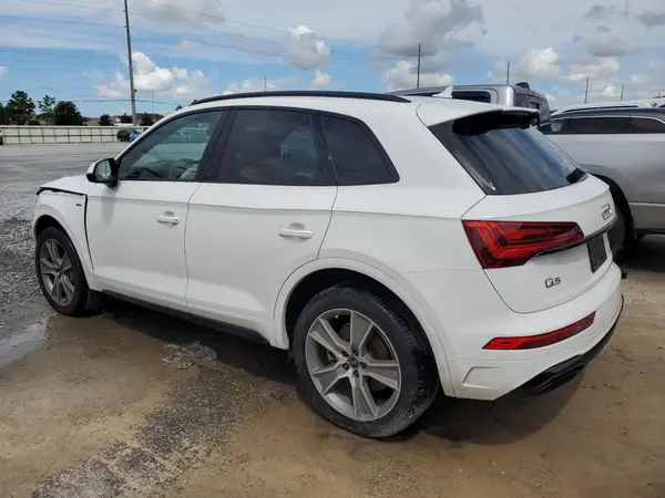 WA1GAAFY1S2012531 2025 AUDI Q5 - Image 2