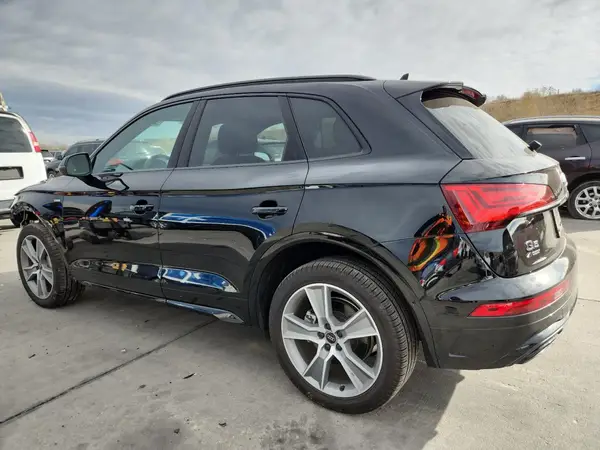 WA1GAAFY1S2053418 2025 AUDI Q5 - Image 2