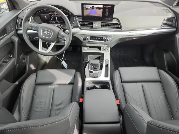 WA1GAAFY1S2053418 2025 AUDI Q5 - Image 8