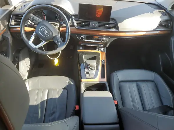 WA1GAAFY2N2048975 2022 AUDI Q5 - Image 8