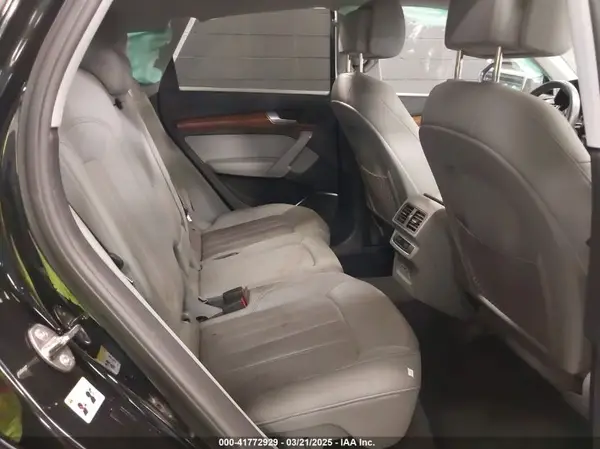 WA1GAAFY2N2049219 2022 AUDI Q5 - Image 8