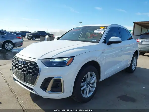 WA1GAAFY2N2051987 2022 AUDI Q5 - Image 2