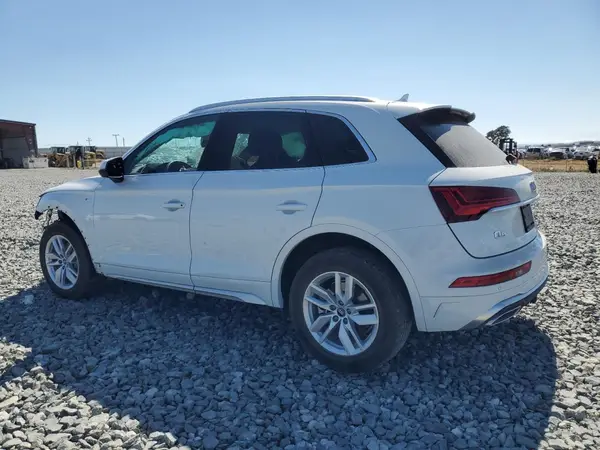 WA1GAAFY2N2061970 2022 AUDI Q5 - Image 2
