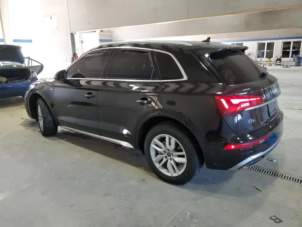 WA1GAAFY2N2079384 2022 AUDI Q5 - Image 2