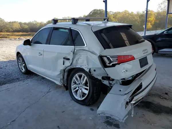 WA1GAAFY2N2092684 2022 AUDI Q5 - Image 2