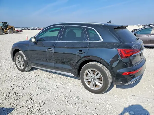 WA1GAAFY2P2010746 2023 AUDI Q5 - Image 2