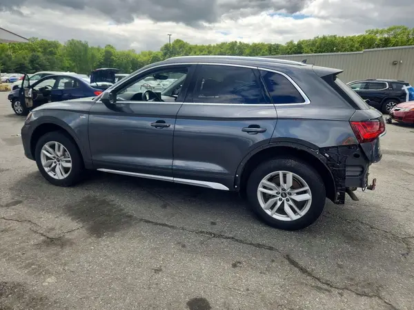 WA1GAAFY2P2021441 2023 AUDI Q5 - Image 2