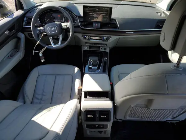 WA1GAAFY2P2102326 2023 AUDI Q5 - Image 8