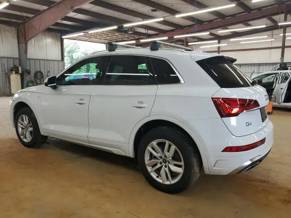 WA1GAAFY2P2183568 2023 AUDI Q5 - Image 2
