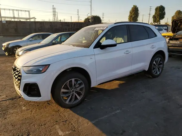 WA1GAAFY2R2102409 2024 AUDI Q5 - Image 1