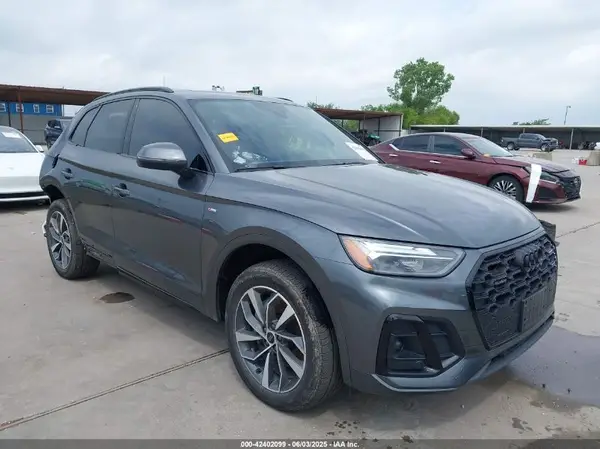WA1GAAFY2R2115533 2024 AUDI Q5 - Image 1