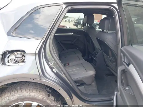 WA1GAAFY2R2115533 2024 AUDI Q5 - Image 8