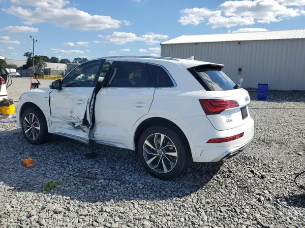 WA1GAAFY3N2026628 2022 AUDI Q5 - Image 2