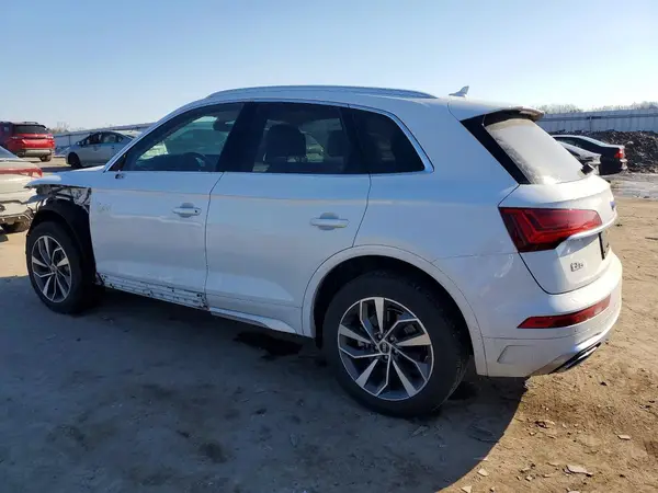 WA1GAAFY3N2033966 2022 AUDI Q5 - Image 2
