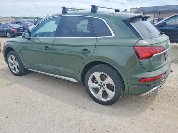 WA1GAAFY3N2049763 2022 AUDI Q5 - Image 2
