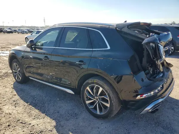WA1GAAFY3N2067972 2022 AUDI Q5 - Image 2