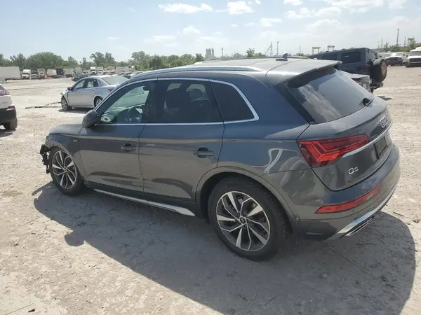 WA1GAAFY3N2071116 2022 AUDI Q5 - Image 2
