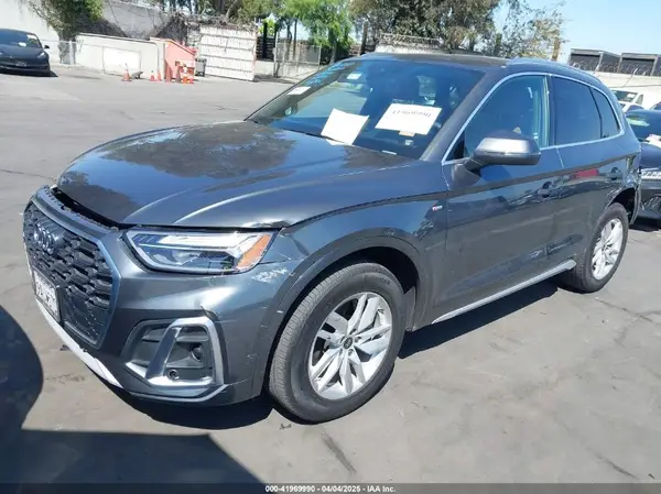 WA1GAAFY3N2088773 2022 AUDI Q5 - Image 2