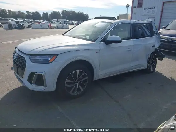 WA1GAAFY3N2101201 2022 AUDI Q5 - Image 2
