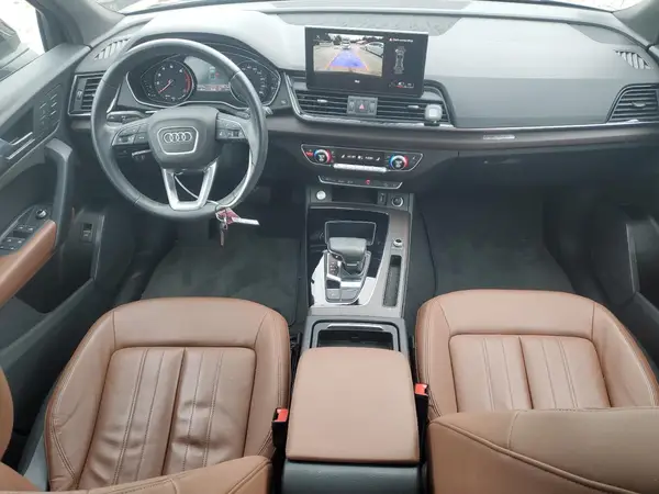 WA1GAAFY3N2119892 2022 AUDI Q5 - Image 8