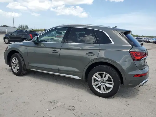 WA1GAAFY3R2049817 2024 AUDI Q5 - Image 2