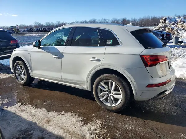 WA1GAAFY3R2077911 2024 AUDI Q5 - Image 2