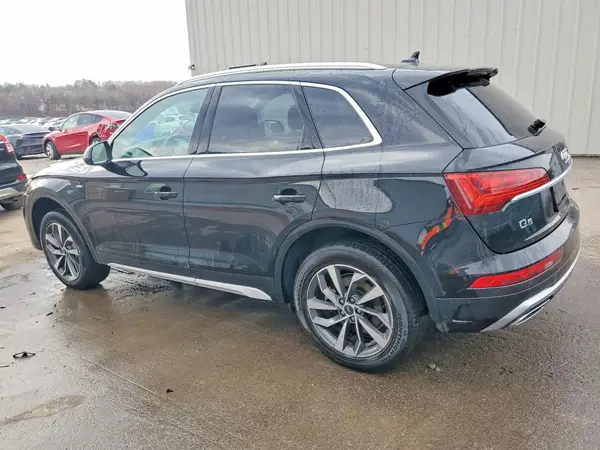 WA1GAAFY3R2091274 2024 AUDI Q5 - Image 2