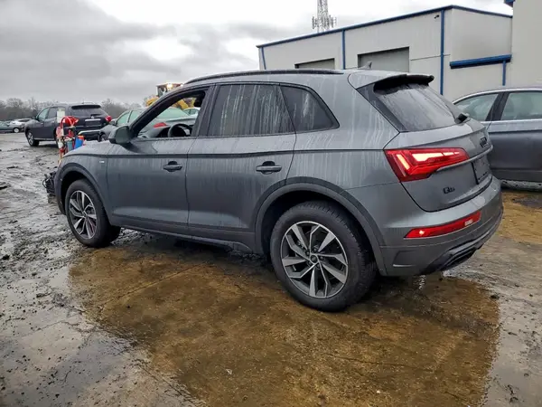 WA1GAAFY3R2123477 2024 AUDI Q5 - Image 2