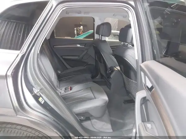 WA1GAAFY3R2125665 2024 AUDI Q5 - Image 8