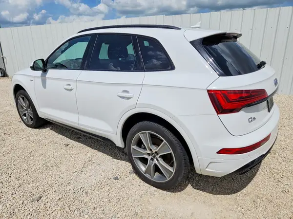 WA1GAAFY3S2021358 2025 AUDI Q5 - Image 2