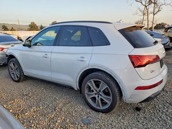 WA1GAAFY3S2058569 2025 AUDI Q5 - Image 2