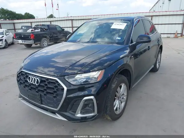 WA1GAAFY4N2004055 2022 AUDI Q5 - Image 2