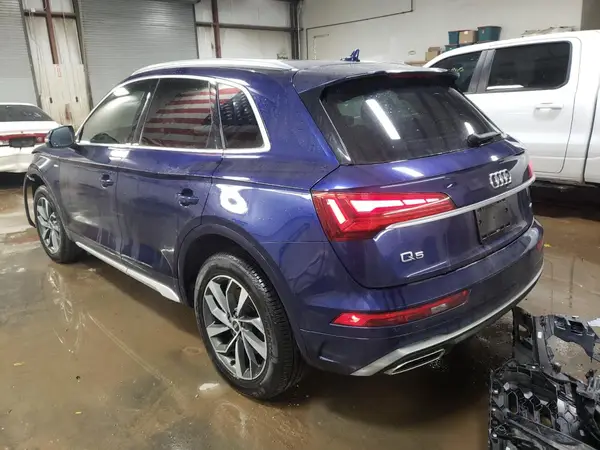 WA1GAAFY4N2050453 2022 AUDI Q5 - Image 2