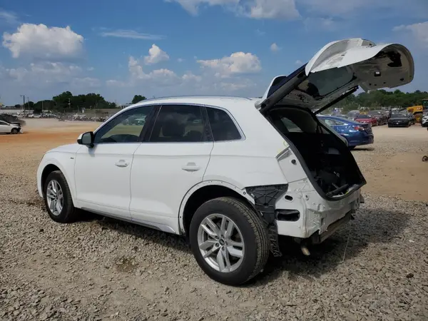 WA1GAAFY4N2051750 2022 AUDI Q5 - Image 2